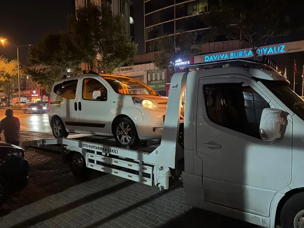 Bursa Oto Çekici ve Kurtarma Operasyonu Fotoğrafı 24